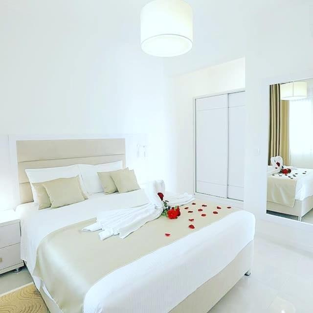 Villa Blue Panorama Budva Room photo
